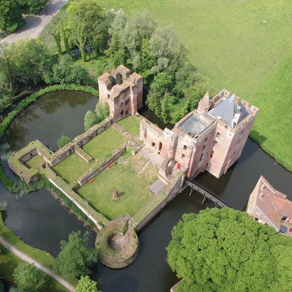 Ruine van Brederode in Santpoort